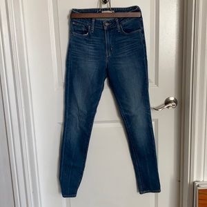 Levi’s 721 High Rise Skinny Jeans
